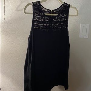 Lace top, sleeveless blouse